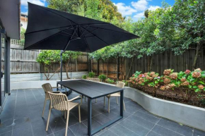 Canopy - Boutique Elwood Luxury with parking